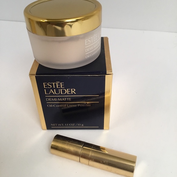 Estee Lauder Other - Estée Lauder Demi-Matte oil control loose powder light-02 new